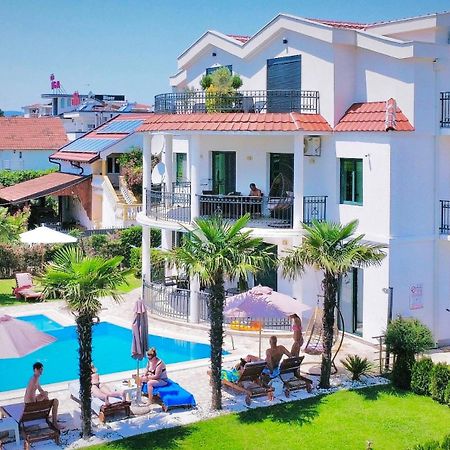Apartments Lj Ulcinj Exterior photo